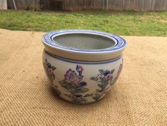 Small china flower pot