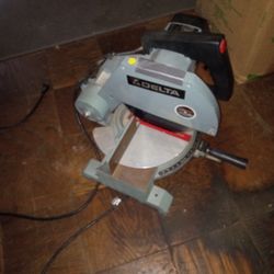 Delta 10" Motorized Miter Box 