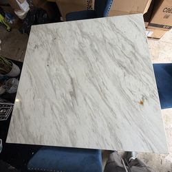 Dinning room tabl with 3 chairs