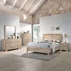 Brand New Queen Bedroom Set 5 pc Only $989