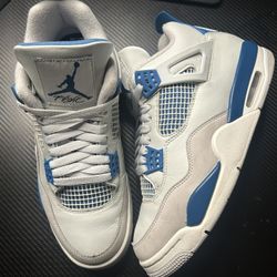 Jordan 4 Military Blue Size 9 Used