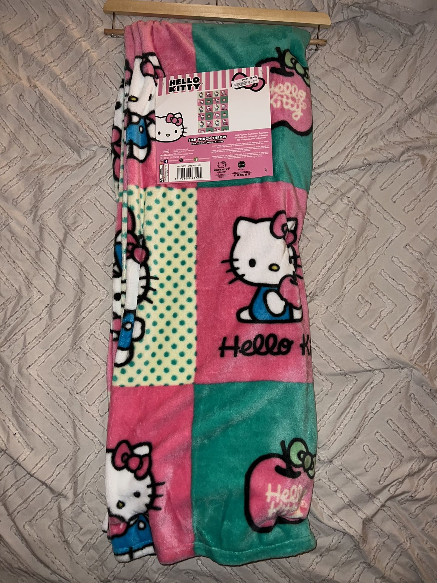 Hello Kitty Blanket