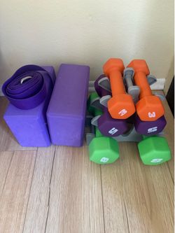 Weight set with blocks and strap