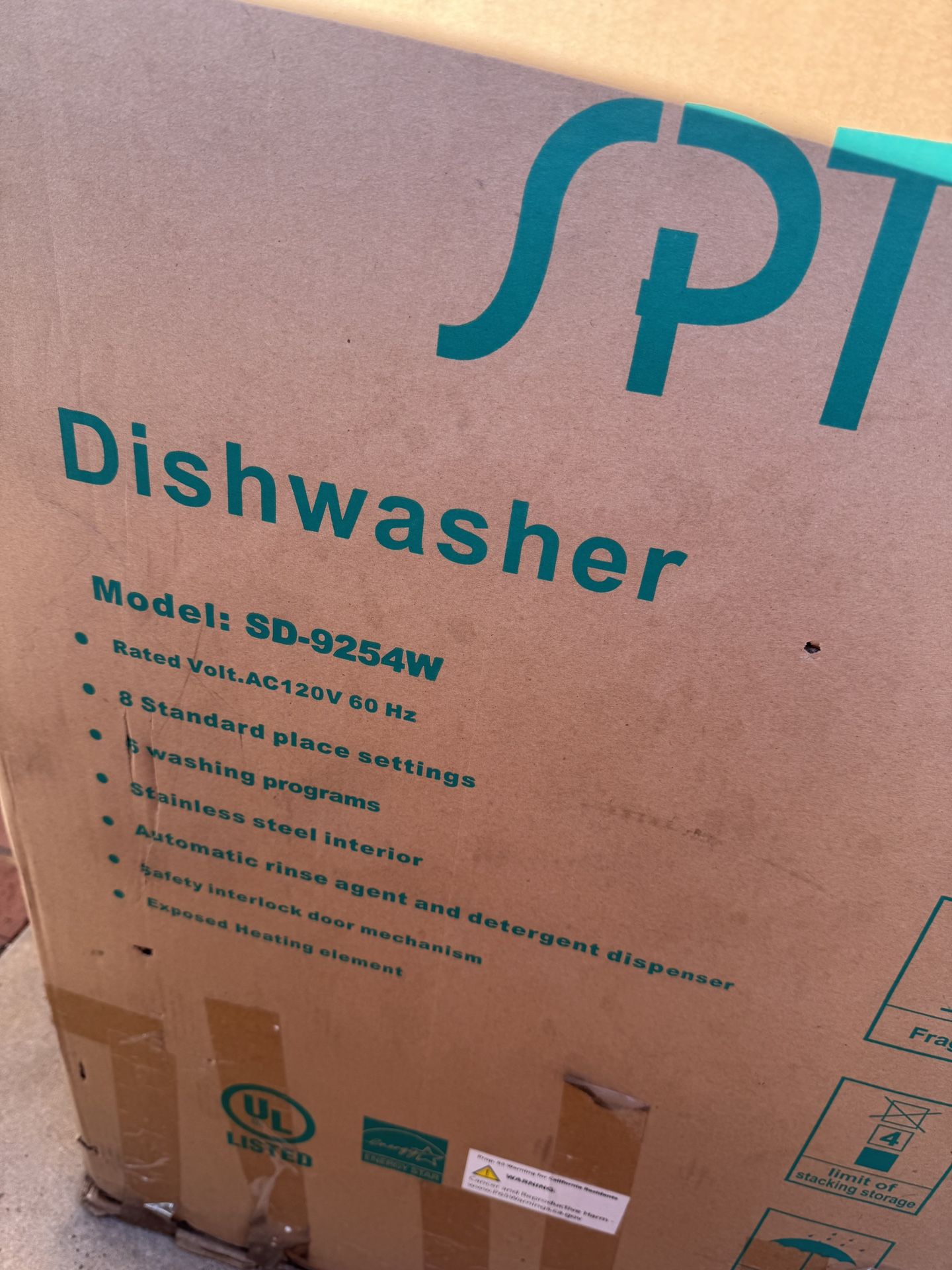 SPT SD-9254W 18” White Dishwasher “NEW”
