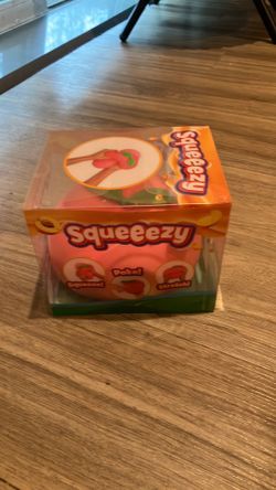 Squeeezy peach