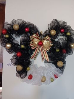Mickey Mouse Christmas Deco Mesh Wreath
