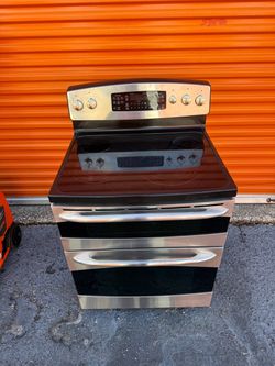 GE Profile 30-in Glass Top 5 elements 4.4-cu ft / 2.2-cu ft Freestanding Double Oven Electric Range (Stainless steel)