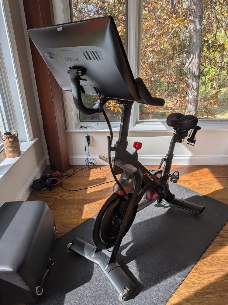 Peloton bike 