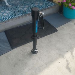 A Frame trailer jack