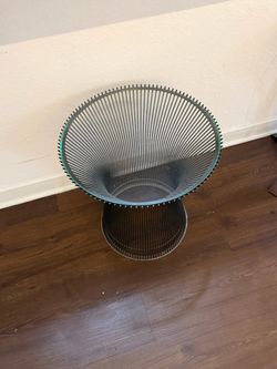 Black Wire Drum Accent Table  - Modern