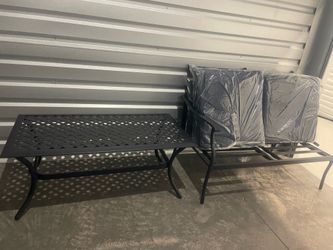 NEW outdoor metal patio set