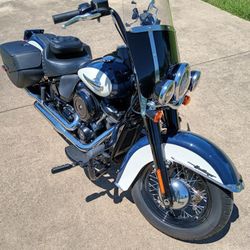 2019 Harley Davidson FLH