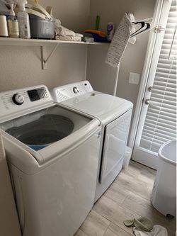 Washer and dryer set