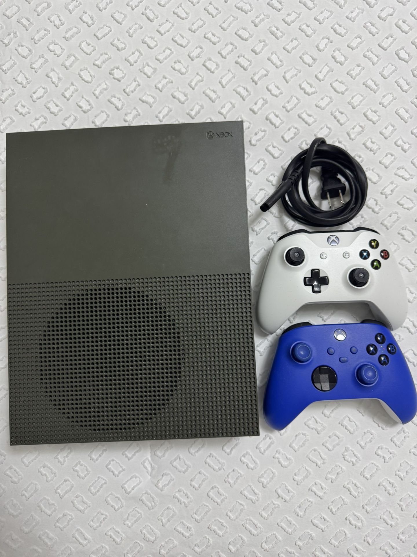 Xbox One S