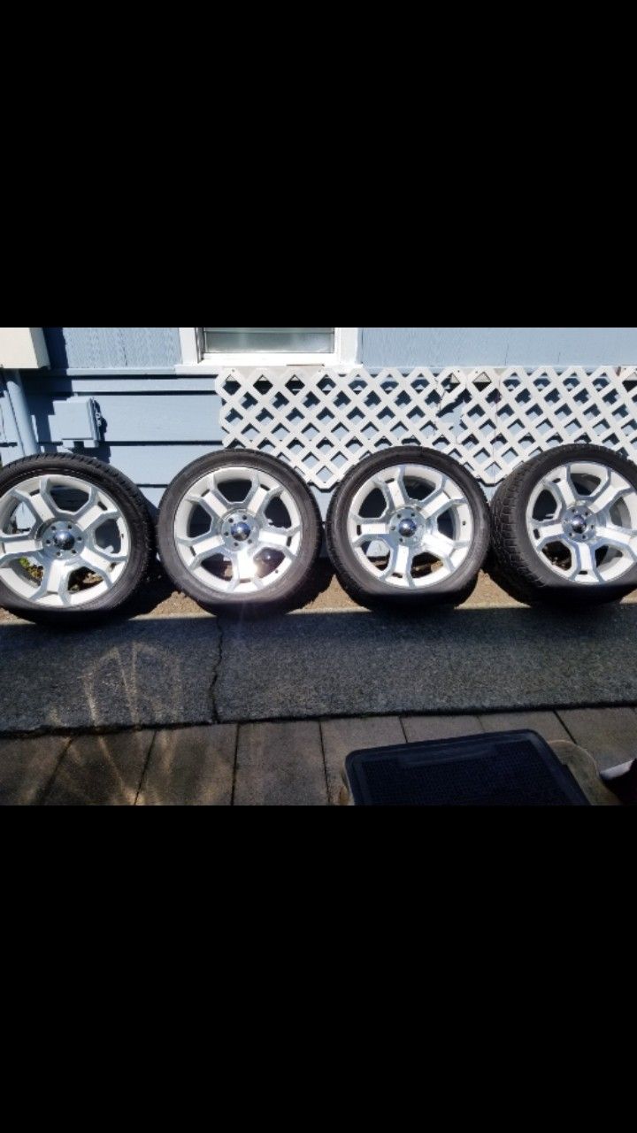 Ford f-150 22 inch 6 Lug Harley Davidson Rims and Tires