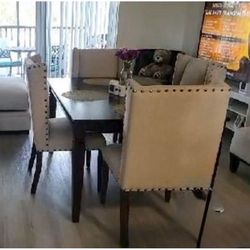 Dining Set for Sale – Great Condition! ✨