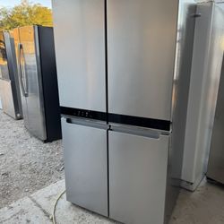 WHIRLPOOL REFRIGERATOR 