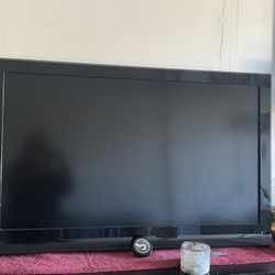 44in Tv With 4 K Fire Stick Included 