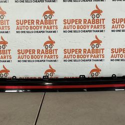 2024 Hyundai Kona Rear Center LED Tail Light COMPLETE✅ OEM 2025