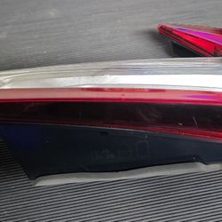 Acura Rdx Tailgate Tail Light