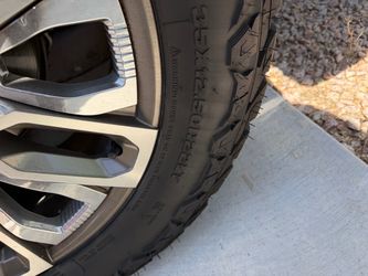 22 12.50 35 TIRES ONLY
