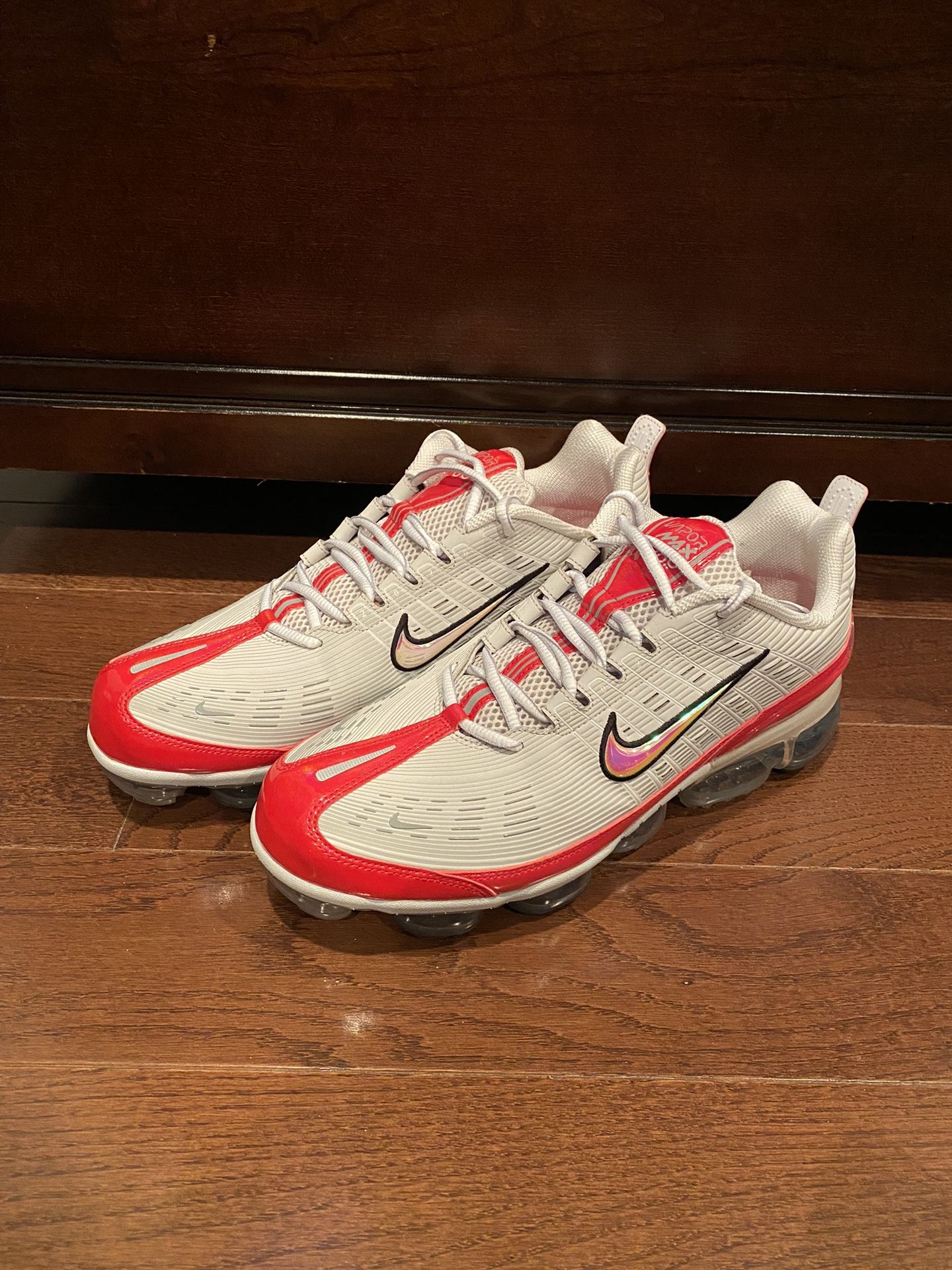 Nike Air VaporMax 360 OG Grey Red, Size 13