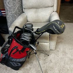 Wilson Golf Bag With Nike Sumo Irons And Nike Sumo Sasquatch Driver 