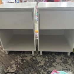 2 Modern White Nightstand