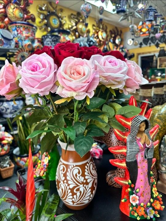 💥💐Talavera Flowers 💐 Vase 💐💥12031 Firestone Blvd Norwalk CA 90650 