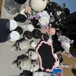 Pink And Black Halloween Party Supplies And Decor