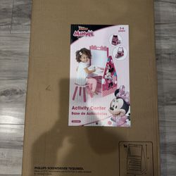 Disney Jr Minnie Mouse Art/Activity Center