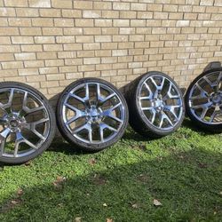 26s GMC Sierra Chevrolet/Chevy Silverado Truck Honeycomb Rims & 305 30 26 Lexani Tires 