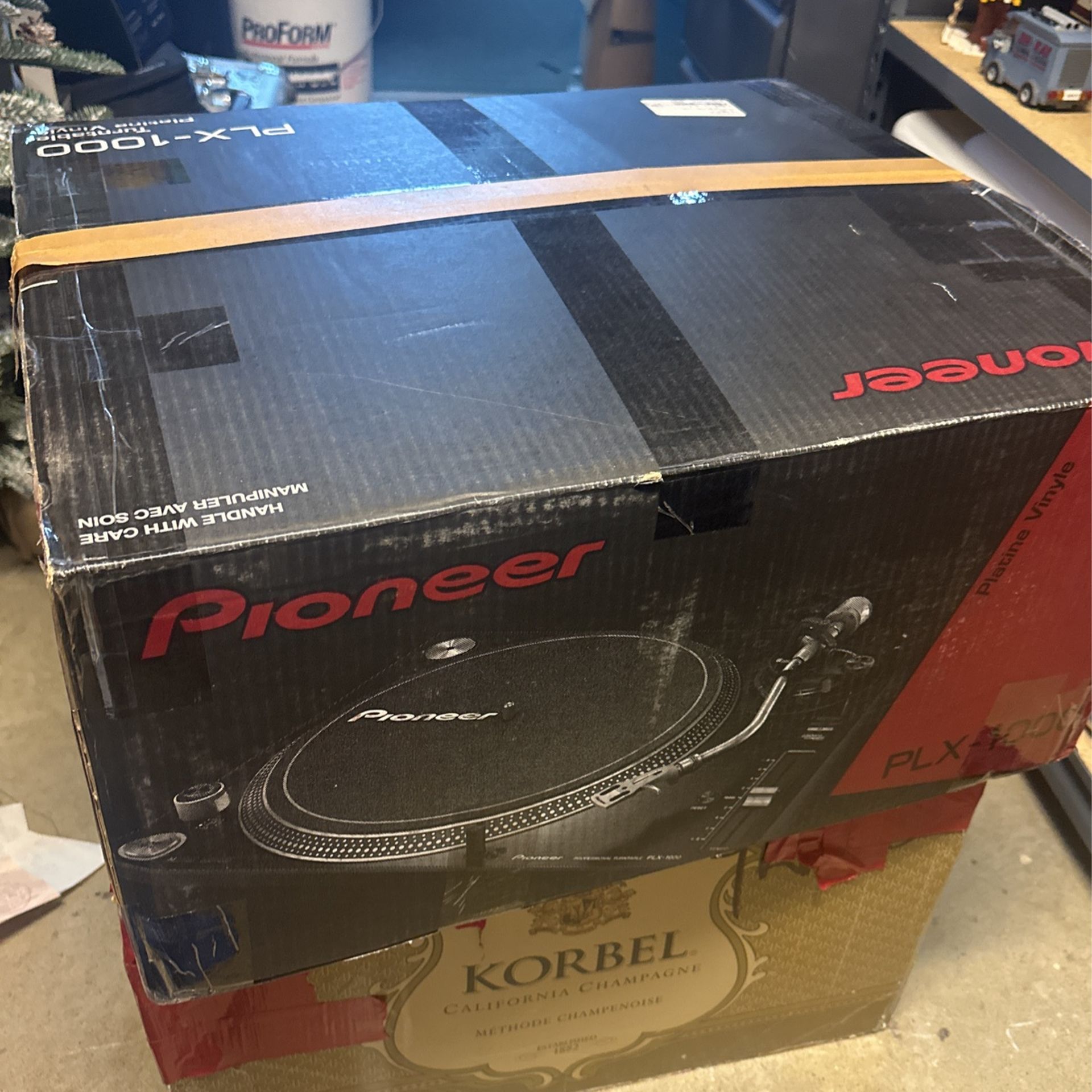 Pioneer PLX-1000 Professional Direct Drive DJ Turntable