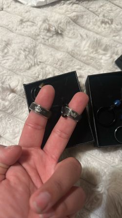 Wedding engagement bands