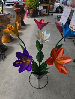 Bonita planta flor orquidea decoracion metal💥($95)tel (contact info removed)