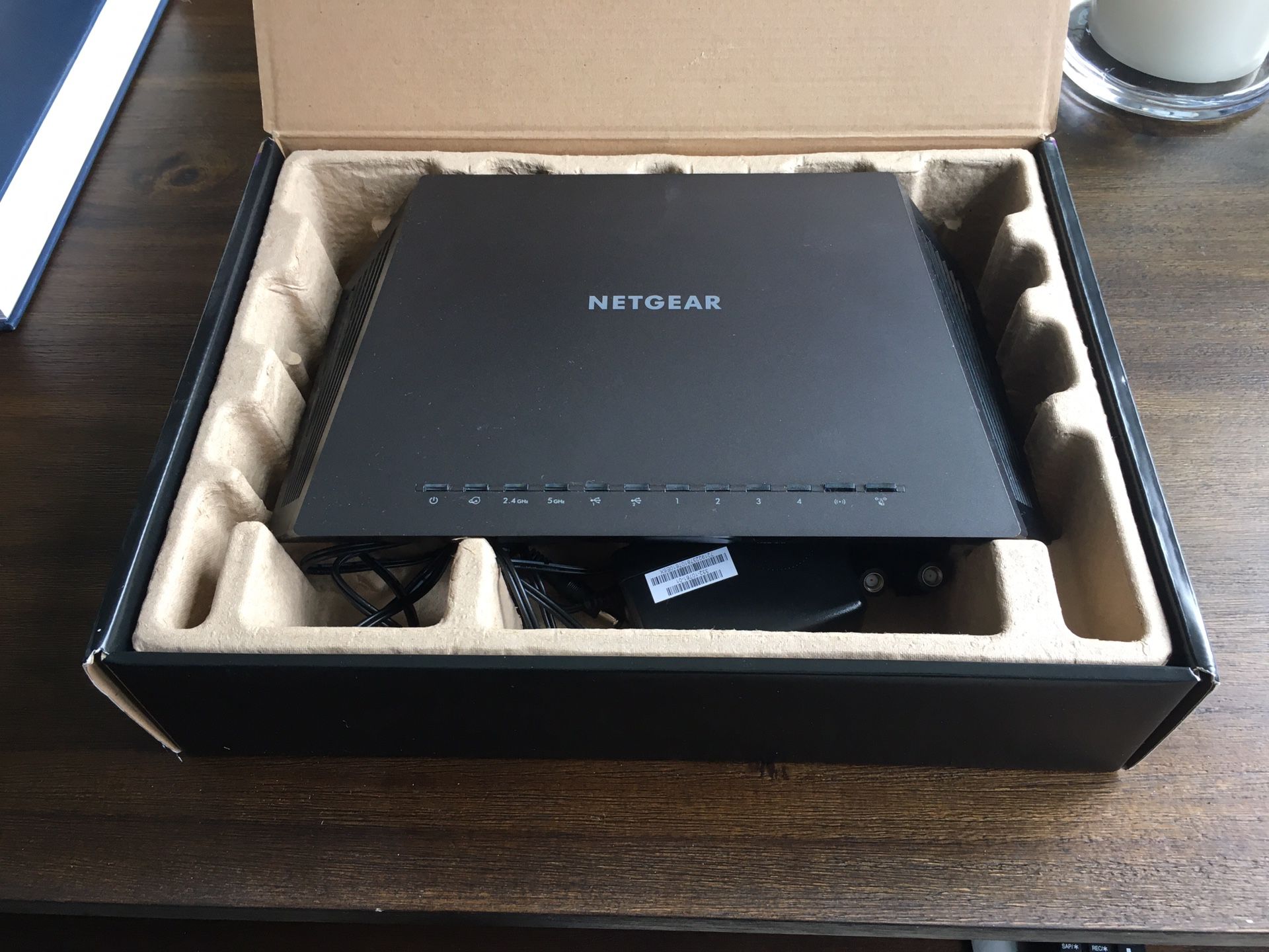 Netgear Nighthawk Ac2300 WiFi Router - Used Once