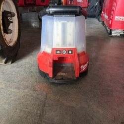 Milwaukee M18 RADIUS Compact Site Light