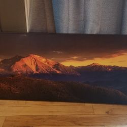 Mountian Scape Canvas Wall Art