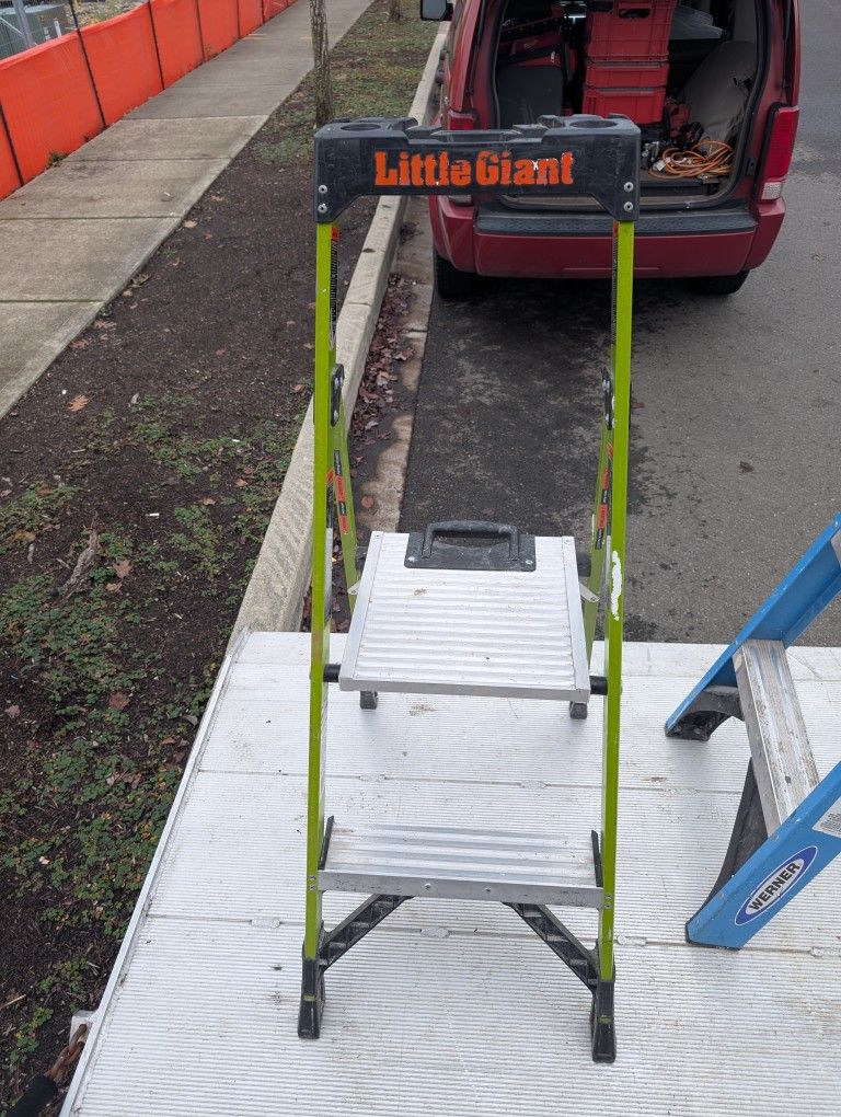 Little Giant Mighty Lite Step Ladder