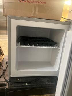 Mini fridge