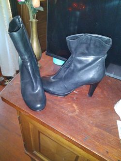Upper Leather Boots
