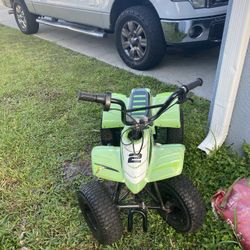 razor quad battery won’t charge