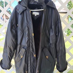 VTG Charles Klein Woman’s Black Genuine Leather Faux Fur Hooded Jacket Coat 
