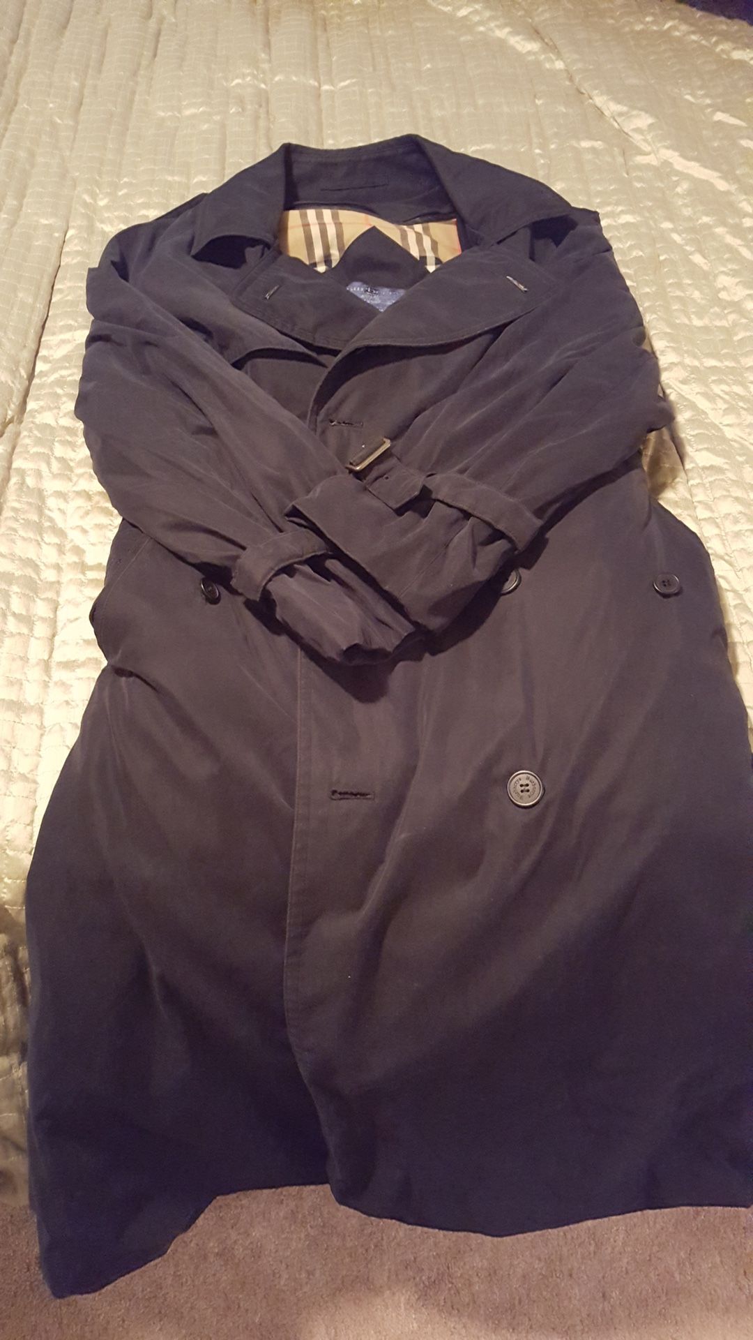 Large Burberry Coat - Men’s