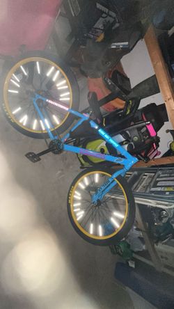 Custom Maniacc Flyer 