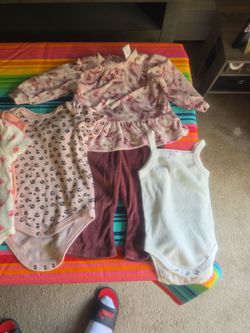 Baby girl clothes 3/6 months