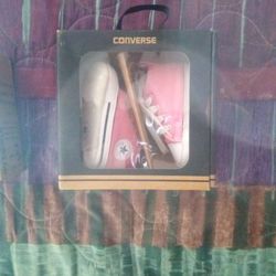 Brand New Newborn Baby Girl Pink Converse and Tiny TOMS Shoes
