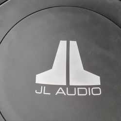 JLAudio 15"  w0