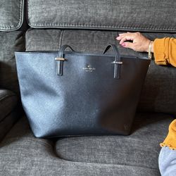 New Kate Spade. Beautiful Posted In Baldwin Park 91706