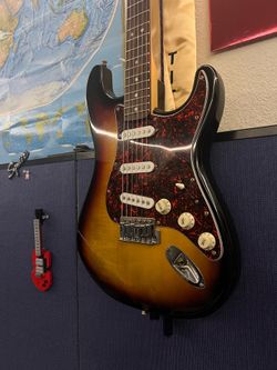 Squire strat SE